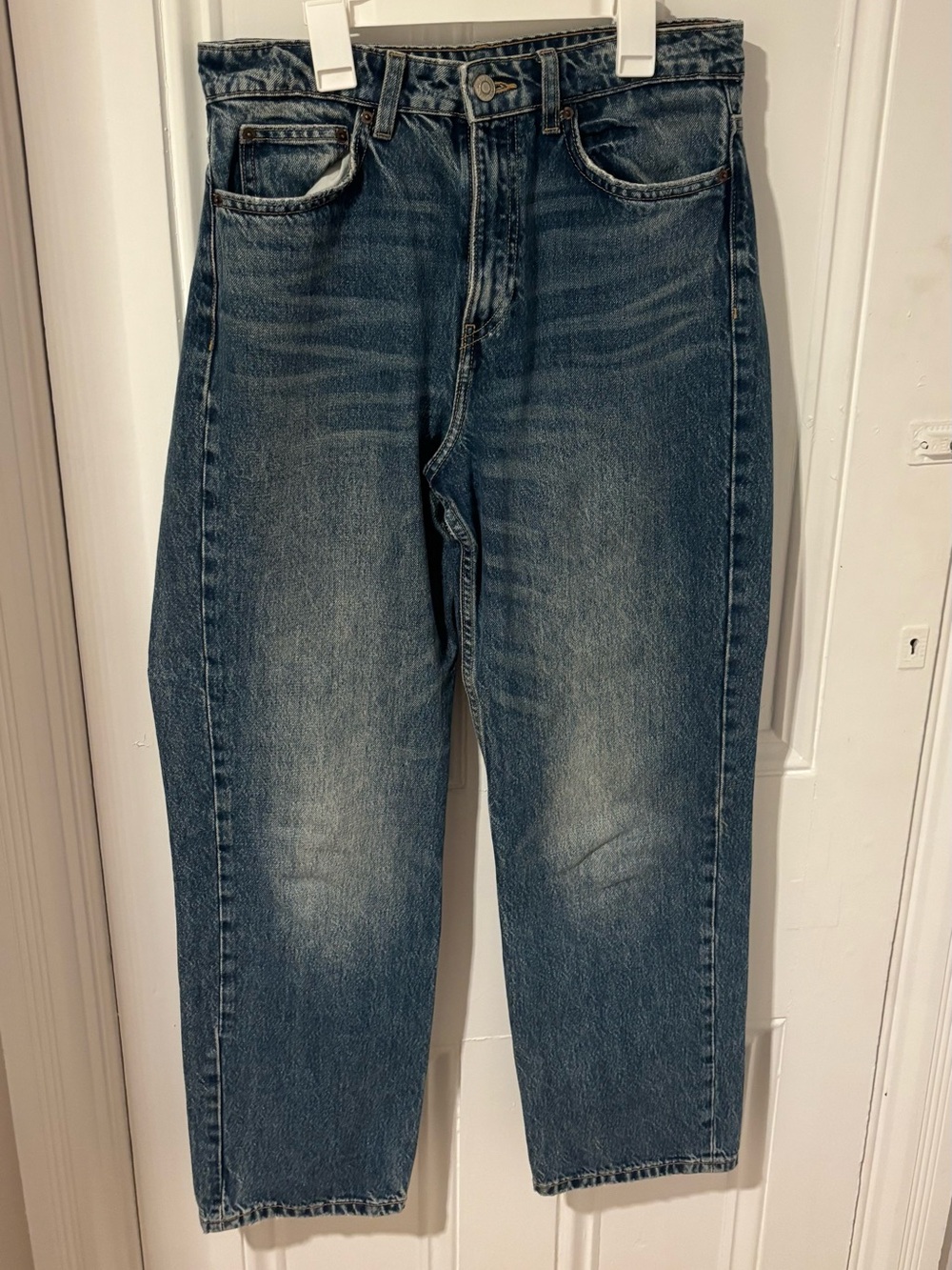 Zara Women's Relaxed Fade-Effect Blue Jeans
